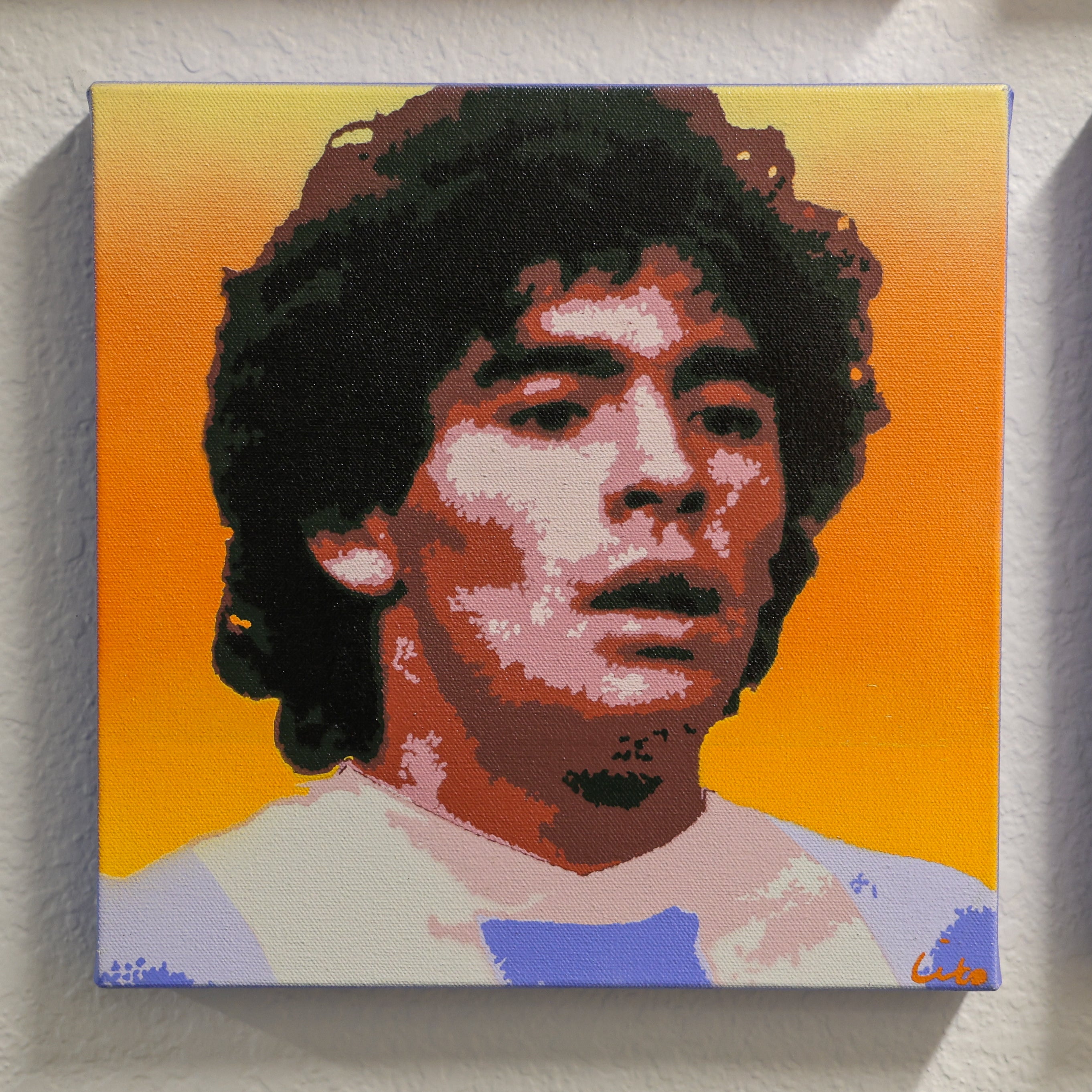 Diego Maradona spray painting