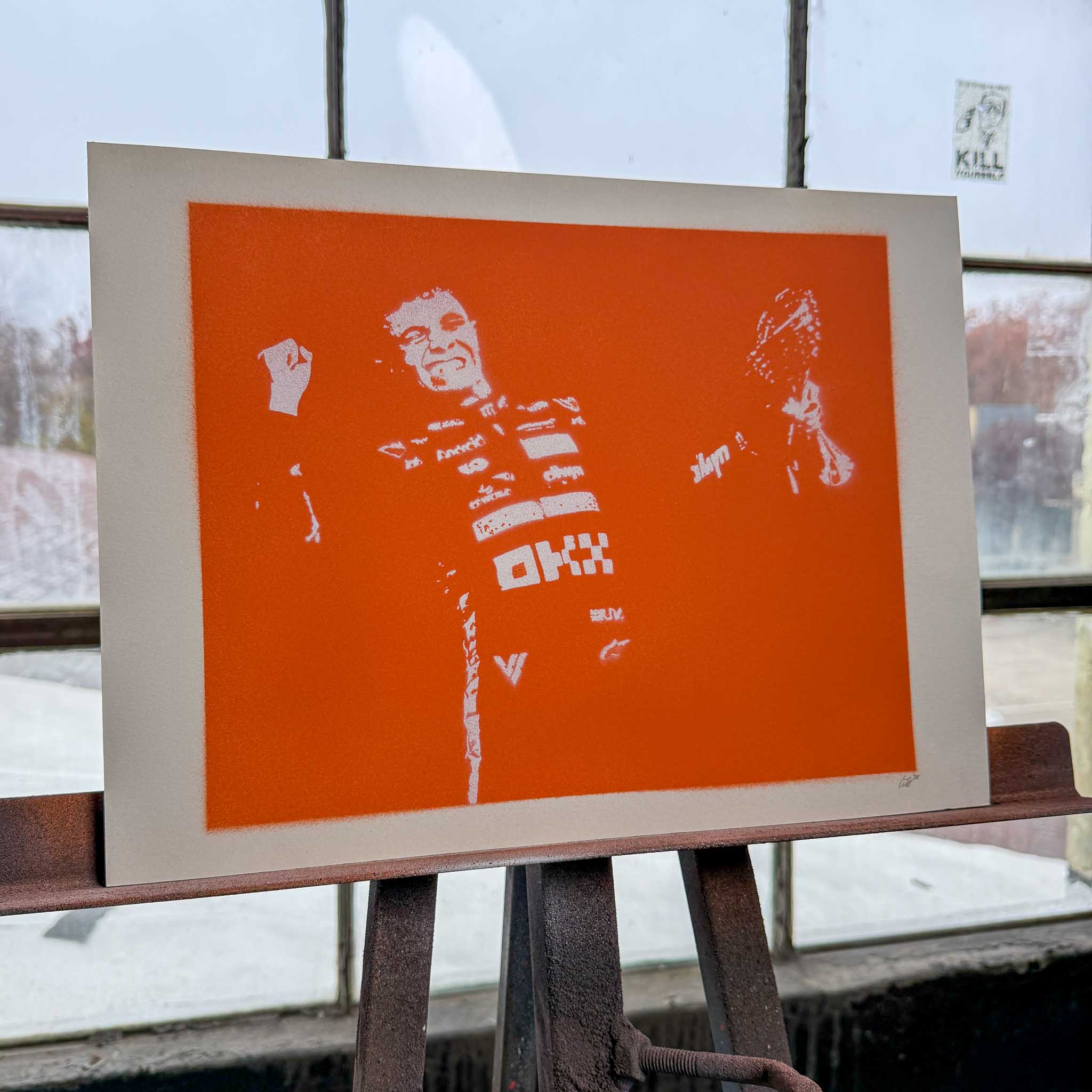 lando norris spray paint art on easel